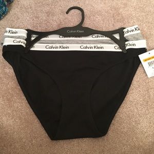 Brand New Two Pack Calvin Klein Underwear Small