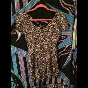 👽💐 Grunge Fitted Floral Romper