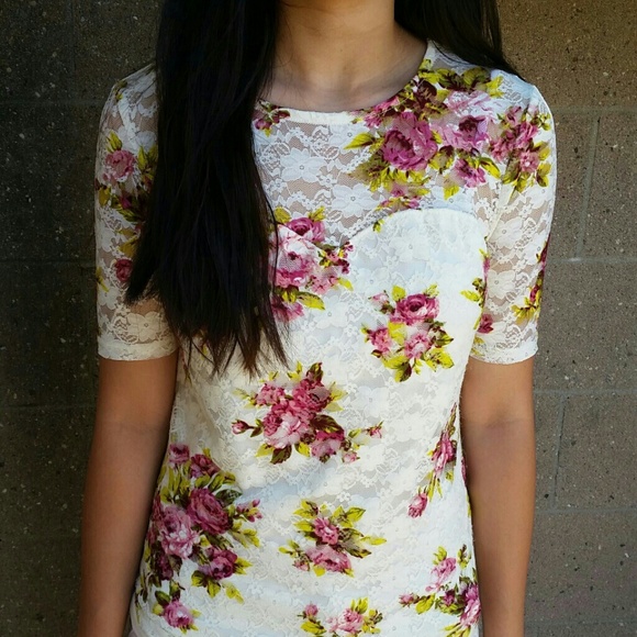 Forever21 floral mid length top