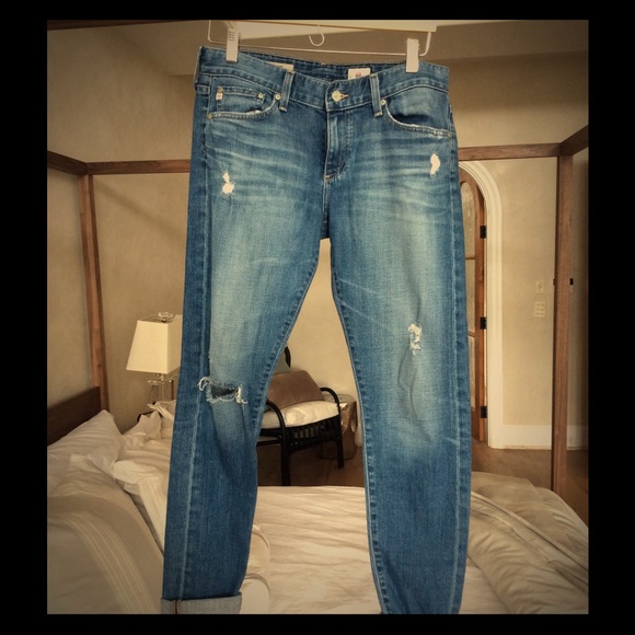 Fabulous weekend chic AG "The Nikki" jeans