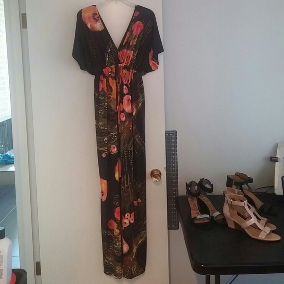 Size 2x Koh Koh maxi dress