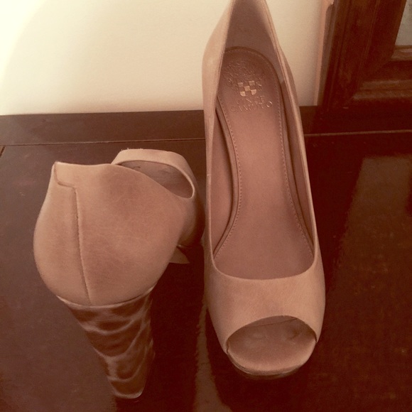Vince Camuto Shoes - Nude pumps with FANTASTIC heel