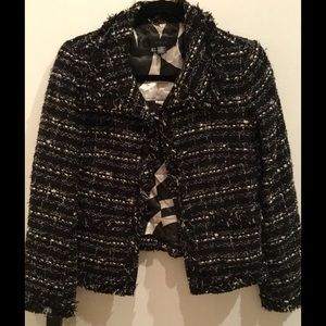 ZARA Woman B&W Tweed Boucle Jacket EU 40 US 8