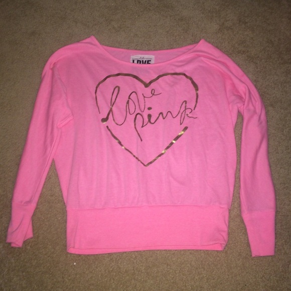 VS PINK shirt