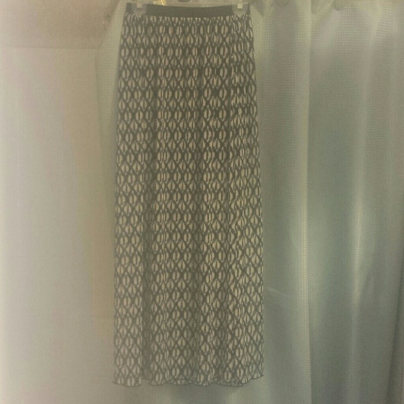 DONATED - Picture 2 of 3