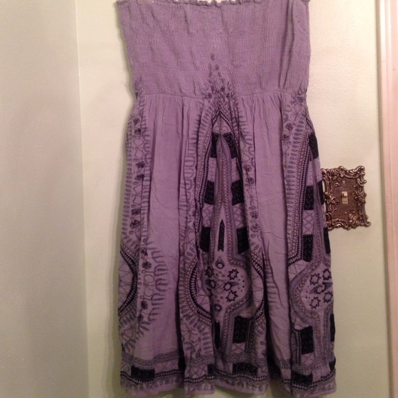 Strapless dress
