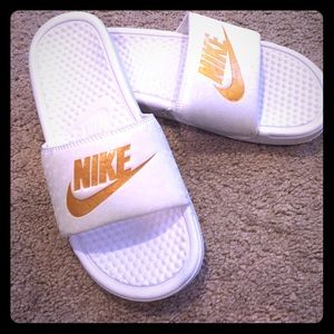 Nike women's slides