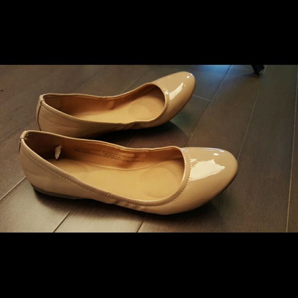 Shoes - Ballet Flats Shoes - Ballet Flats