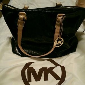 Holiday sale Micheal Kors black large bag