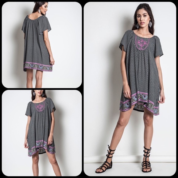 TillieCreekClothing Dresses & Skirts - Angel Sleeve Woven Black Pattern Day Dress