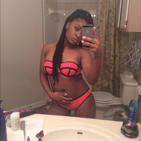 Triangl swim suit - Picture 3 of 3