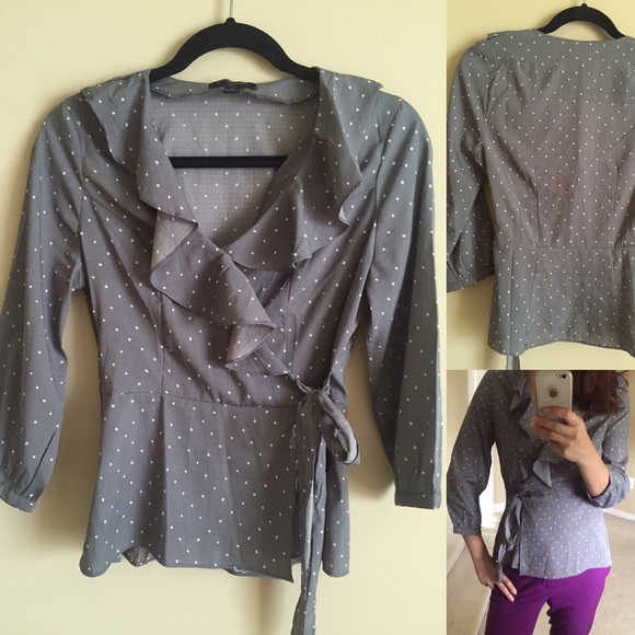 🌺Price cut: Elegant top from Banana Republic