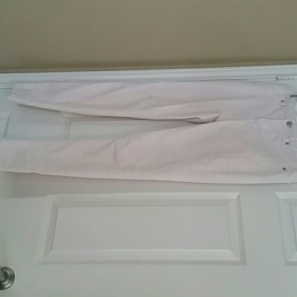 Light pink skinny pants