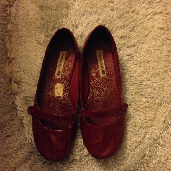 Size 6 Red Patent Leather Flats