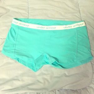 Under armour spandex shorts