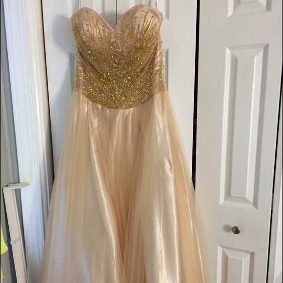Kiss Kiss Champagne Prom Dress