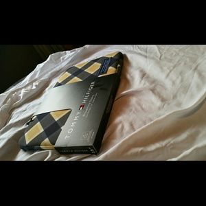 tommy hilfiger laptop luggage case up to 15"