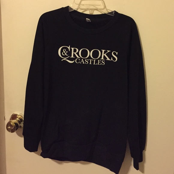 Crew neck