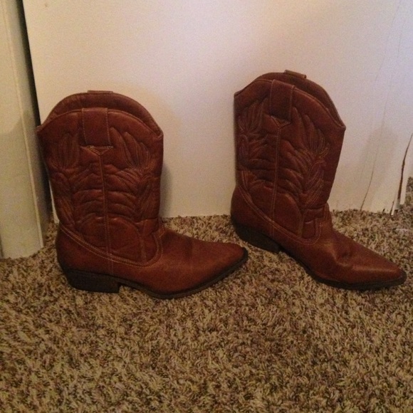 Brown Cowboy boots