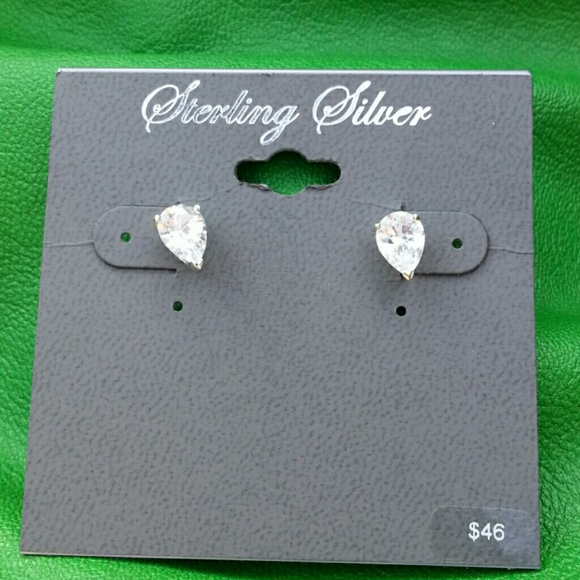 Sterling silver CZ Pear Shaped Earrings - Picture 1 of 2