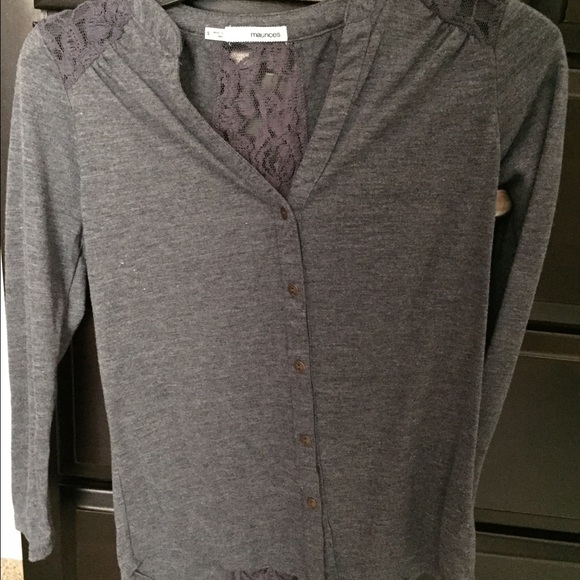 Maurices top size Small