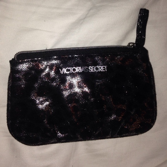 Mini makeup bag