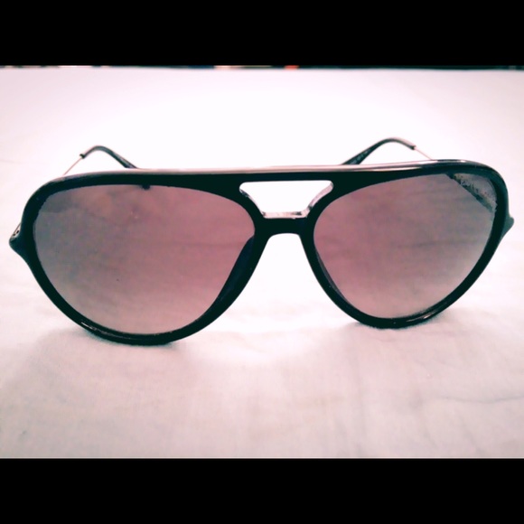 EMPORIO ARMANI Sunglasses