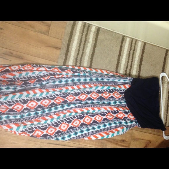 Maxi dress size large