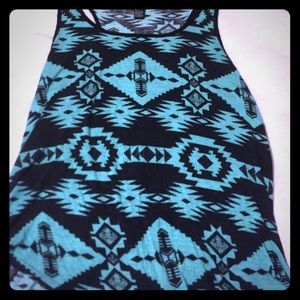 forever 21 sleeveless printed shirt