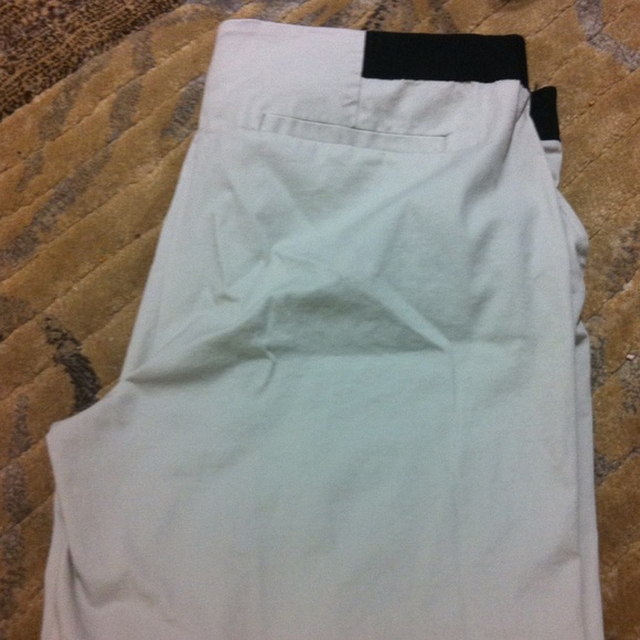 Khaki capris
