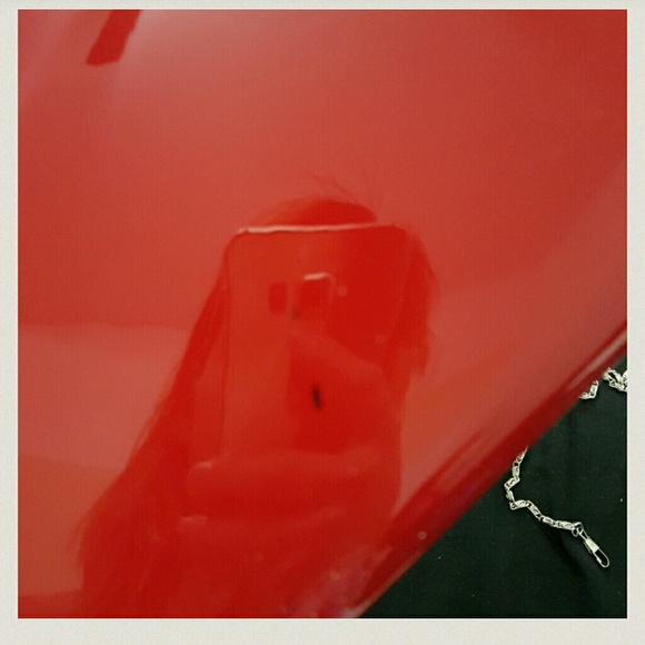 Big Apple red color wallet / wristlet or crossbody - Picture 4 of 4