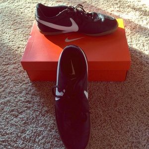 Nike indoor soccer shoes