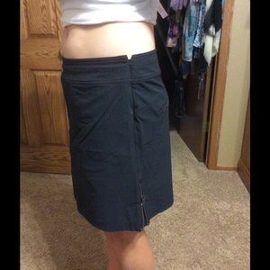 Athleta nylon skirt with built in shorts