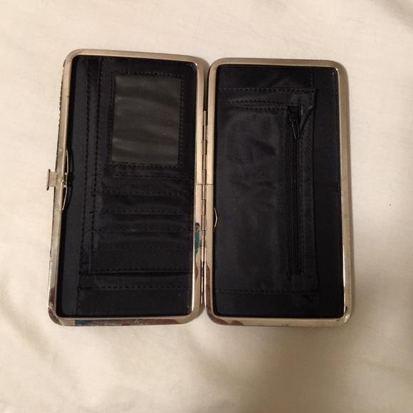 💛💛Wallet💛💛 - Picture 2 of 4