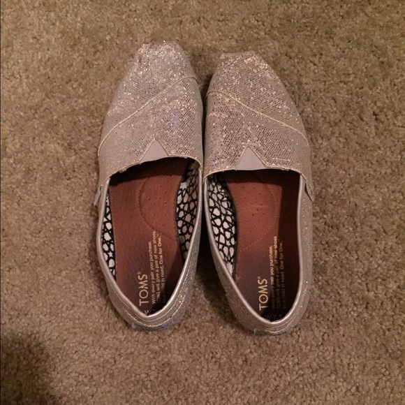 Toms size 7.5