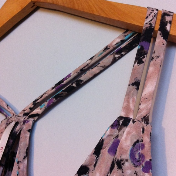 Multi colored top - Picture 3 of 3