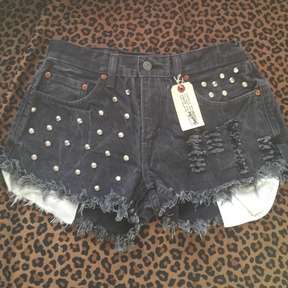 Levi's Denim - Levi's high waisted cutoff shorts!