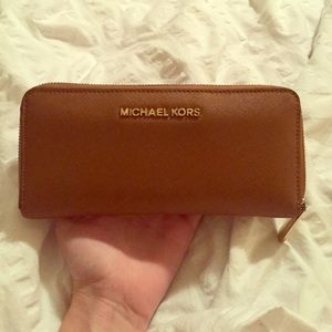 Michael Kors Saffiano leather wallet