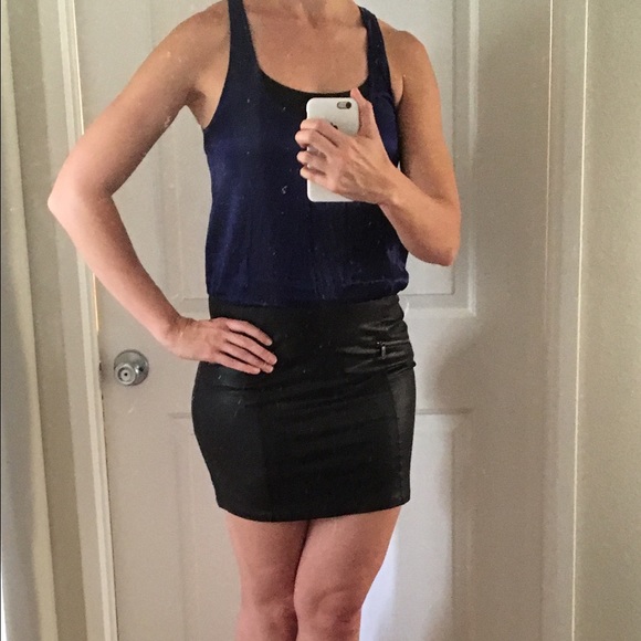 Armani Exchange party dress - Picture 2 of 4