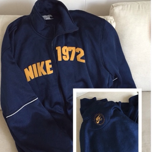 VINTAGE MENS NIKE