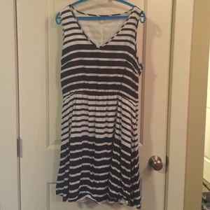 Striped V neck navy and white dress