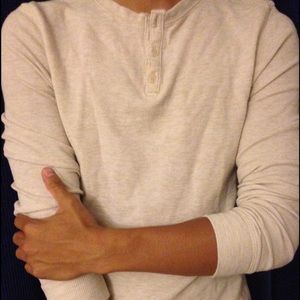 Men's long sleeved shirt