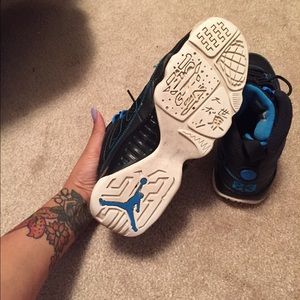 Air Jordan phot blue 9s