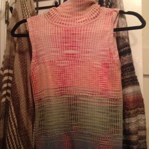 Missoni sleeveless turtleneck