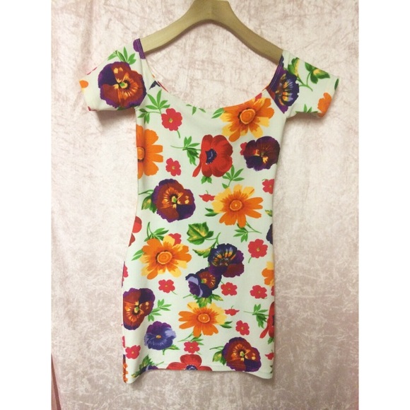 Floral Spandex mini Dress 🌷🌸🌺🌻🌼💐