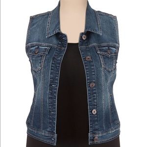 EUC Maurices plus size denim vest