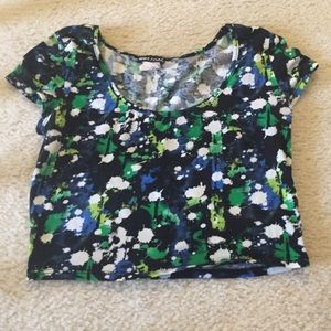 Crop top