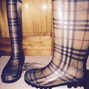 Burberry rain boots