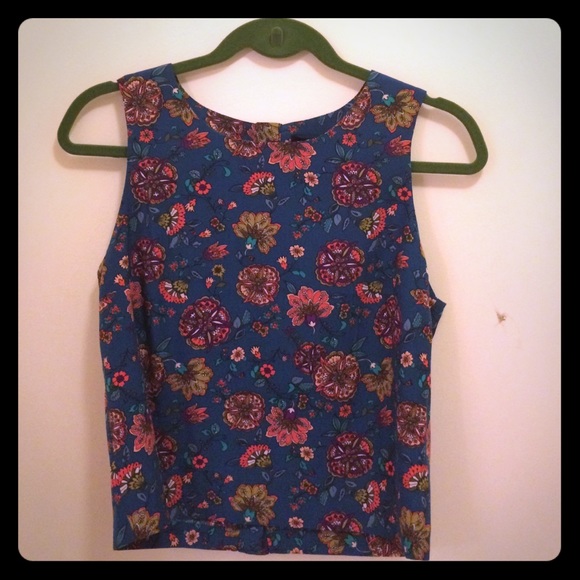 Blue & floral woven top/shirt Forever 21 (NEW)