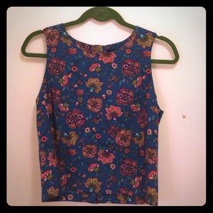 Blue & floral woven top/shirt Forever 21 (NEW)